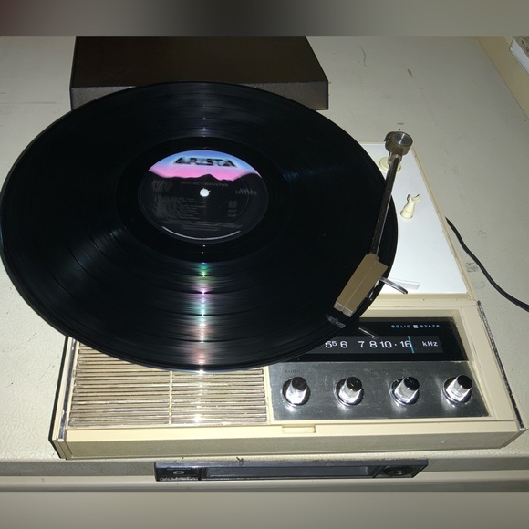 VTG 70’s ZENITH RADIO & VINYL RECORD PLAYER. COLLECTORS ITEM. WORKING. - Picture 7 of 8